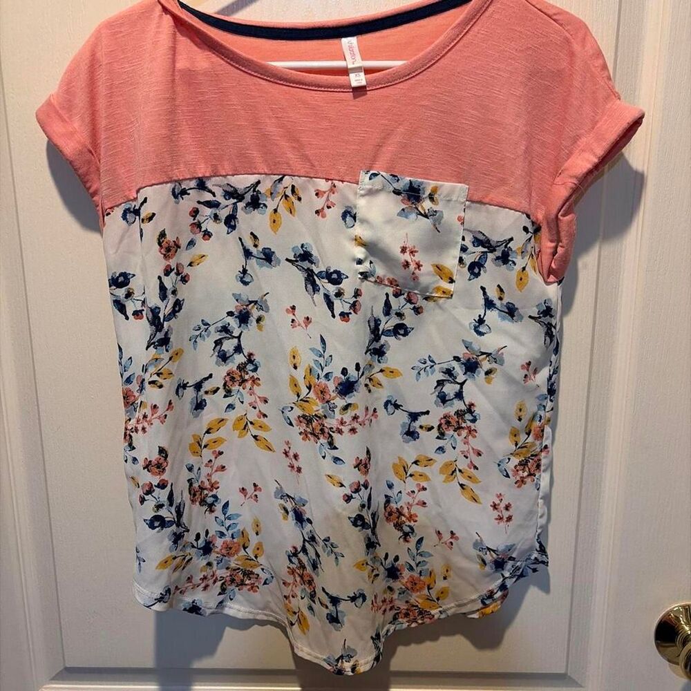 Xhilaration Women's multi Blouse